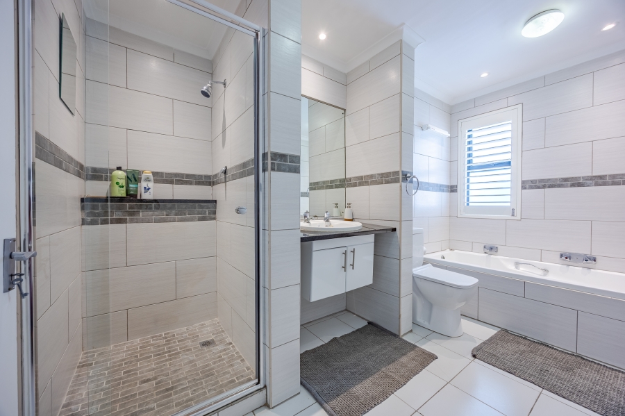 2 Bedroom Property for Sale in Milnerton Central Western Cape